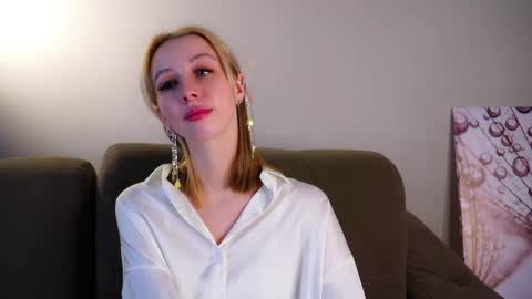 Snapshot of karonberkman chatting on 27, 2, 2026 Angel online show from 27, 2, 2026