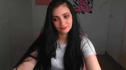 Snapshot of karyna_joy chatting on 8, 5, 2026 Karyna online show from 8, 5, 2026