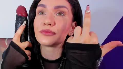 Snapshot of kasandrahayes chatting on 25, 6, 2026 Miss K. online show from 25, 6, 2026