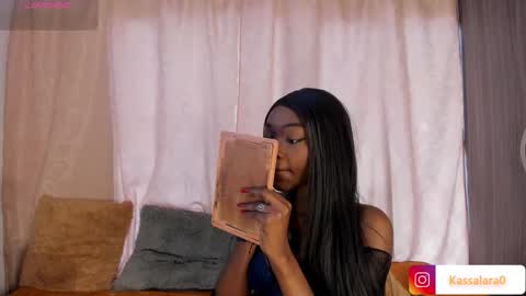 Snapshot of kassandracruz chatting on 11, 10, 2025 Cris my transmision schedules of 8am to 2pm hour Colombia online show from 11, 10, 2025