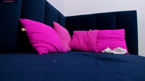 kat__cat online show from 24, 4, 2026