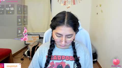 Snapshot of kat_ly_chan chatting on 21, 11, 2025 Kat online show from 21, 11, 2025