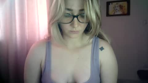 Snapshot of kat_pp chatting on 8, 1, 2025 Kati online show from 8, 1, 2025