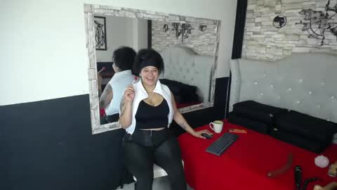 Snapshot of katalella_22 chatting on 20, 11, 2025 katalella_22 online show from 20, 11, 2025