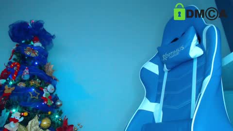 Snapshot of katalella_hot chatting on 30, 12, 2024 KATA online show from 30, 12, 2024