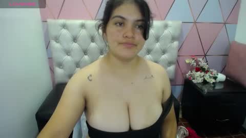 katalina santana25 online show from 5, 3, 2025