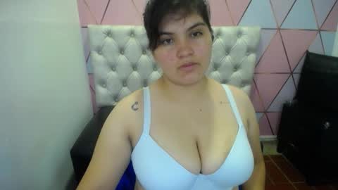 katalina santana25 online show from 17, 1, 2026