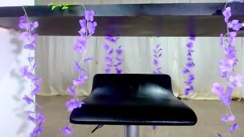 katalinaferreirax online show from 5, 2, 2025