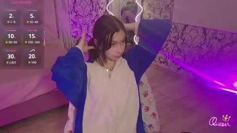 Snapshot of katana_tay chatting on 8, 1, 2026 katana_tay online show from 8, 1, 2026