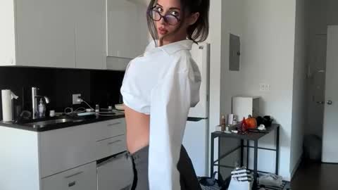 katarasimon online show from 22, 10, 2025