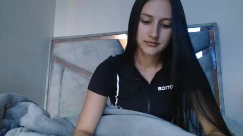 Snapshot of kate_davies chatting on 3, 4, 2026 kate online show from 3, 4, 2026