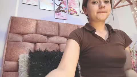 Snapshot of kate_froz chatting on 17, 9, 2025 Kate Froz online show from 17, 9, 2025