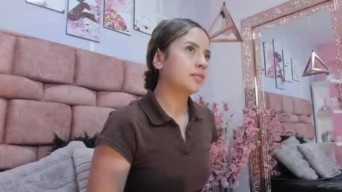 Snapshot of kate_froz chatting on 6, 10, 2025 Kate Froz online show from 6, 10, 2025