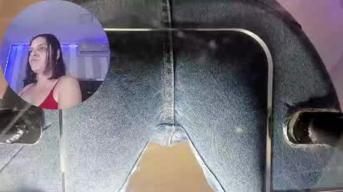 Snapshot of kate_roose chatting on 14, 9, 2025 kate_roose online show from 14, 9, 2025