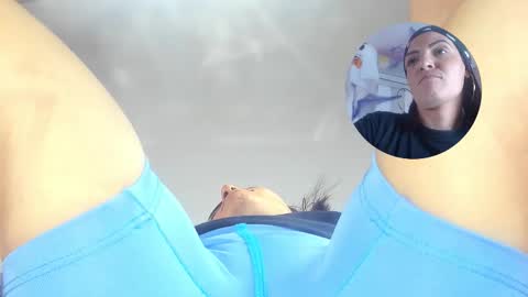 Snapshot of kate_roose chatting on 22, 10, 2025 kate_roose online show from 22, 10, 2025