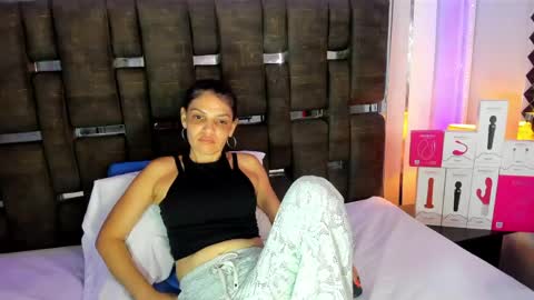 Snapshot of kate_roose chatting on 22, 5, 2026 kate_roose online show from 22, 5, 2026