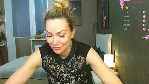 Snapshot of kate_space chatting on 2, 3, 2026 Therapist online show from 2, 3, 2026