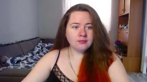 Snapshot of kateefox_ chatting on 3, 3, 2026 KateeFox online show from 3, 3, 2026
