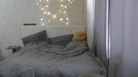 Kate Bunny online show from 3, 6, 2026