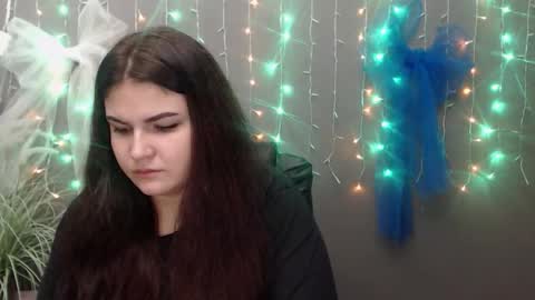 Kate Nils online show from 18, 11, 2025