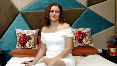 Snapshot of katequeenx chatting on 23, 11, 2025 KateQueenston -- online show from 23, 11, 2025