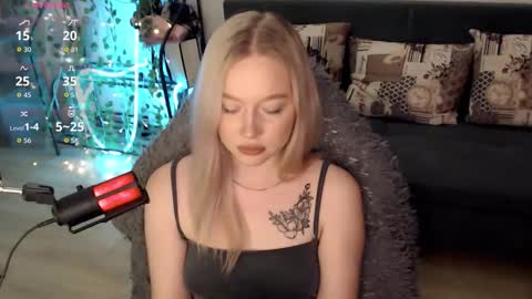 Lisa online show from 15, 9, 2025