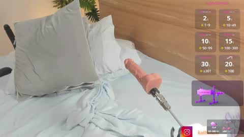 Emma online show from 5, 12, 2024