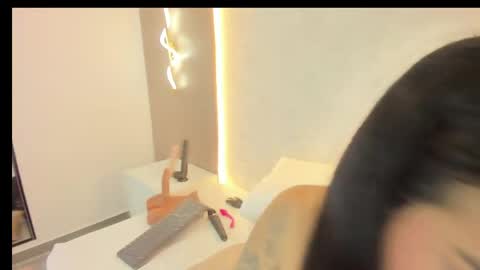 Snapshot of kathefoxx chatting on 8, 5, 2026 Emma online show from 8, 5, 2026