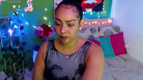 Snapshot of katherincastillo chatting on 19, 9, 2025 katherin online show from 19, 9, 2025