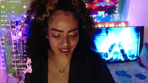 Snapshot of katherincastillo chatting on 5, 10, 2025 katherin online show from 5, 10, 2025