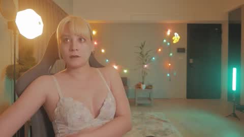 Snapshot of katherynlin chatting on 14, 9, 2025 Kathy online show from 14, 9, 2025