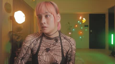 Snapshot of katherynlin chatting on 27, 10, 2025 Kathy online show from 27, 10, 2025