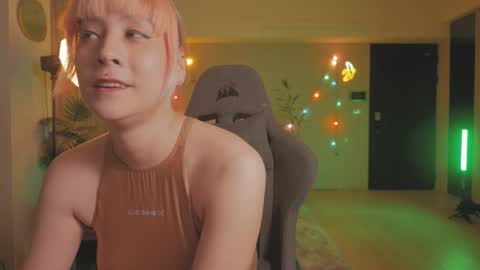 Snapshot of katherynlin chatting on 29, 10, 2025 Kathy online show from 29, 10, 2025