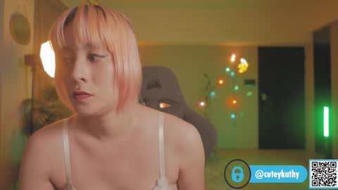 Snapshot of katherynlin chatting on 5, 11, 2025 Kathy online show from 5, 11, 2025