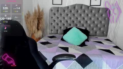 Snapshot of kathh_latorre chatting on 2, 12, 2025 kathh_latorre online show from 2, 12, 2025