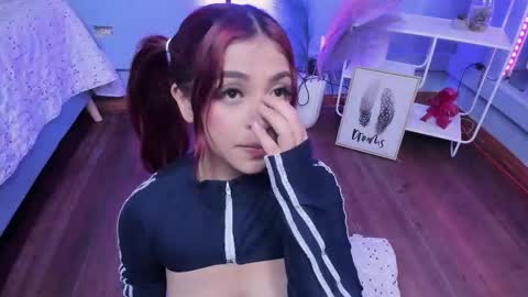 Snapshot of kathia_saenz chatting on 16, 12, 2025 Kathia online show from 16, 12, 2025