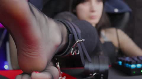 kathleen_frost online show from 13, 12, 2024