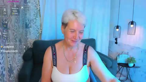 Snapshot of kathy_sunn chatting on 7, 6, 2026 Kathy online show from 7, 6, 2026