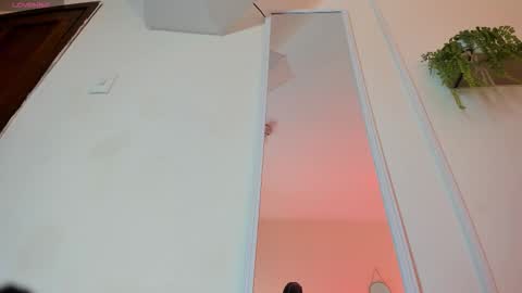 Snapshot of katia_gh chatting on 6, 11, 2025 Katia online show from 6, 11, 2025