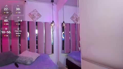 Snapshot of katia_ws chatting on 10, 11, 2025 KATIA online show from 10, 11, 2025