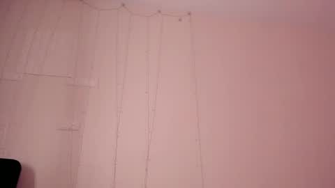 Snapshot of katie_ness chatting on 18, 12, 2024 Kate online show from 18, 12, 2024