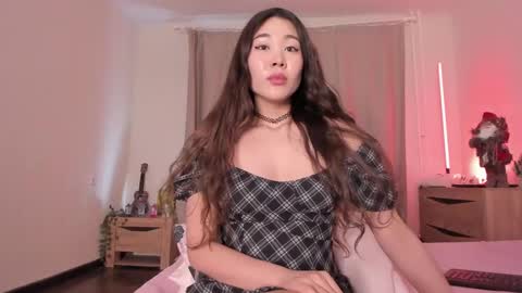 Snapshot of katie_ness chatting on 25, 12, 2024 Kate online show from 25, 12, 2024