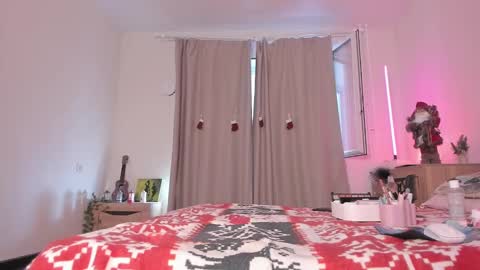 Snapshot of katie_ness chatting on 31, 12, 2024 Kate online show from 31, 12, 2024