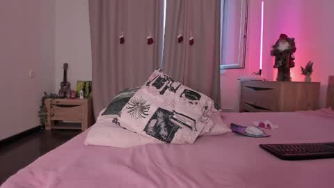 Snapshot of katie_ness chatting on 14, 1, 2025 Kate online show from 14, 1, 2025