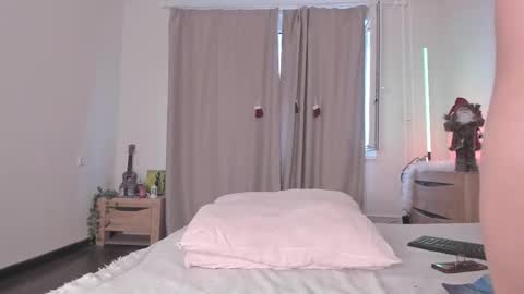 Snapshot of katie_ness chatting on 11, 2, 2025 Kate online show from 11, 2, 2025