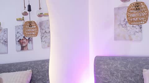 Katie online show from 10, 4, 2026