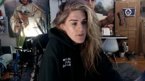 Katie online show from 11, 6, 2026