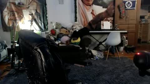 Katie online show from 17, 6, 2026