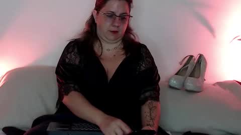 Katherine online show from 14, 10, 2025