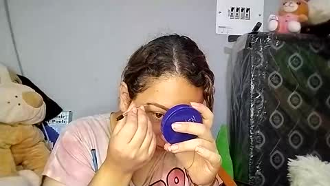 Snapshot of katieeandsharon chatting on 1, 12, 2025 SHARON KATIEE online show from 1, 12, 2025